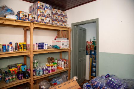 Casa à venda com 480m², 4 quartos e 3 vagas Casa à venda com 480m², 4 quartos e 3 vagasSala