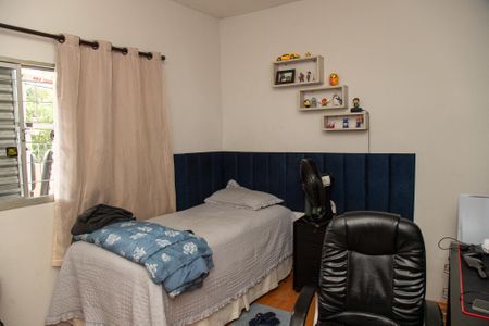 Casa à venda com 480m², 4 quartos e 3 vagas Casa à venda com 480m², 4 quartos e 3 vagasQuarto 3