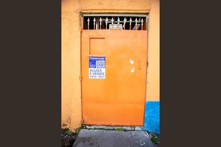 Casa à venda com 480m², 4 quartos e 3 vagas Casa à venda com 480m², 4 quartos e 3 vagasplaca instalada