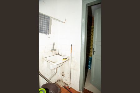 Casa à venda com 480m², 4 quartos e 3 vagas Casa à venda com 480m², 4 quartos e 3 vagasBanheiro