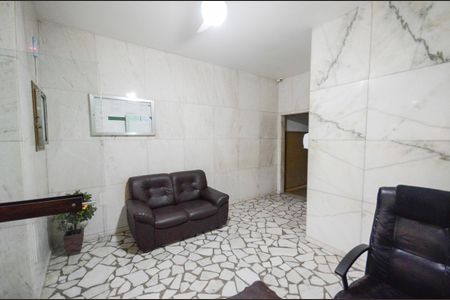 Apartamento para alugar com 66m², 2 quartos e 1 vaga Apartamento para alugar com 66m², 2 quartos e 1 vagaHall