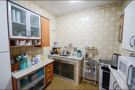 Apartamento para alugar com 66m², 2 quartos e 1 vaga Apartamento para alugar com 66m², 2 quartos e 1 vagaCozinha