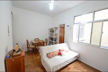 Apartamento para alugar com 66m², 2 quartos e 1 vaga Apartamento para alugar com 66m², 2 quartos e 1 vagaSala