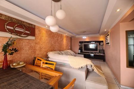 Apartamento à venda com 62m², 2 quartos e 1 vagaSala