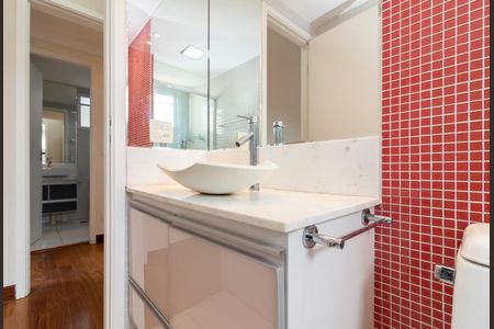 Apartamento à venda com 92m², 3 quartos e 2 vagas Apartamento à venda com 92m², 3 quartos e 2 vagasBanheiro da Suíte