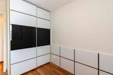 Apartamento à venda com 92m², 3 quartos e 2 vagas Apartamento à venda com 92m², 3 quartos e 2 vagasQuarto 2