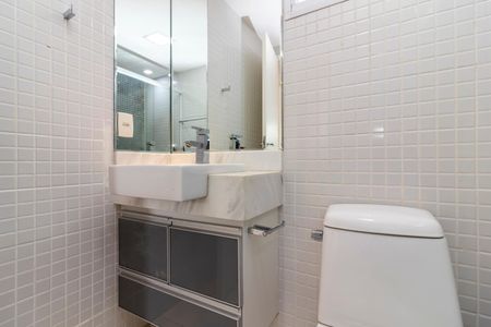 Apartamento à venda com 92m², 3 quartos e 2 vagas Apartamento à venda com 92m², 3 quartos e 2 vagasBanheiro Social