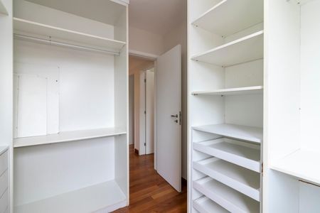 Apartamento à venda com 92m², 3 quartos e 2 vagas Apartamento à venda com 92m², 3 quartos e 2 vagasQuarto 1