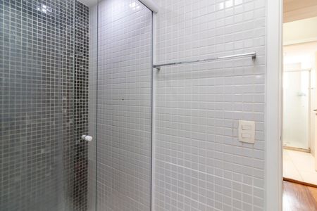 Apartamento à venda com 92m², 3 quartos e 2 vagas Apartamento à venda com 92m², 3 quartos e 2 vagasBanheiro Social