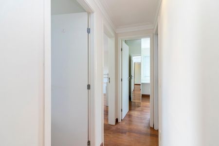 Apartamento à venda com 92m², 3 quartos e 2 vagas Apartamento à venda com 92m², 3 quartos e 2 vagasCorredor dos Quartos