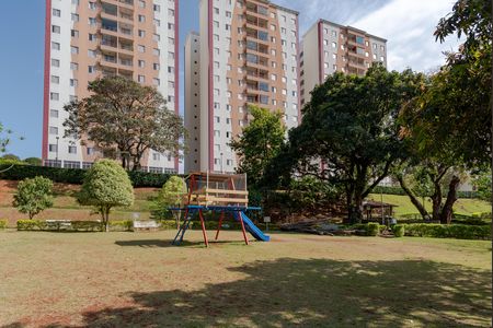 Apartamento à venda com 74m², 3 quartos e 2 vagas Apartamento à venda com 74m², 3 quartos e 2 vagasÁrea comum - Playground