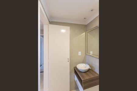 Apartamento à venda com 74m², 3 quartos e 2 vagas Apartamento à venda com 74m², 3 quartos e 2 vagasBanheiro da Suíte