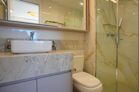 Apartamento à venda com 67m², 3 quartos e 1 vagaBanheiro da Suíte