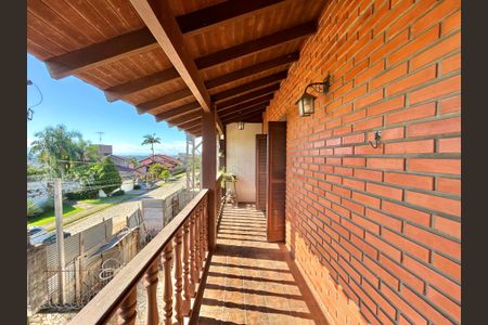 Casa à venda com 265m², 4 quartos e 2 vagasSacada da Suíte 3