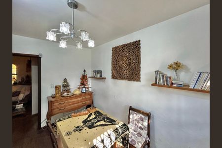 Casa à venda com 265m², 4 quartos e 2 vagasQuarto 1