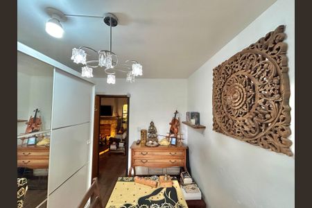 Casa à venda com 265m², 4 quartos e 2 vagasQuarto 1