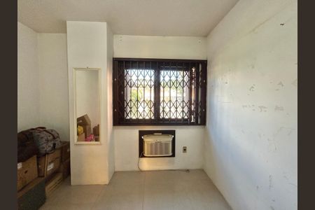 Casa à venda com 265m², 4 quartos e 2 vagasSuíte 2