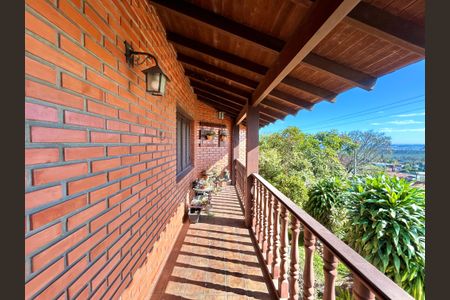 Casa à venda com 265m², 4 quartos e 2 vagasSacada da Suíte 3