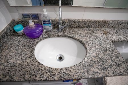 Apartamento para alugar com 56m², 3 quartos e 1 vaga Apartamento para alugar com 56m², 3 quartos e 1 vagaBanheiro