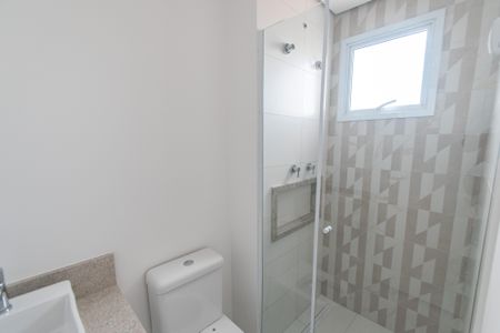 Apartamento à venda com 83m², 2 quartos e 2 vagasBanheiro da suíte 1