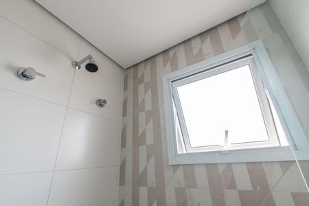 Apartamento à venda com 83m², 2 quartos e 2 vagasBanheiro da suíte 2