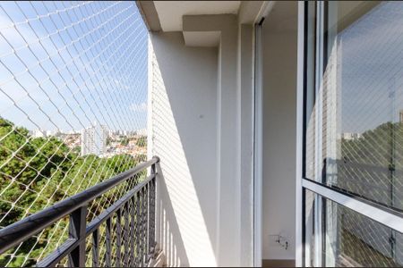 Apartamento para alugar com 38m², 2 quartos e sem vagaSacada