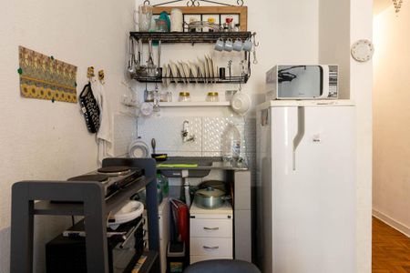 Studio à venda com 33m², 1 quarto e sem vaga Studio à venda com 33m², 1 quarto e sem vagaCozinha