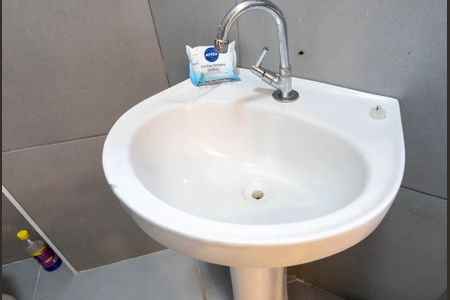 Studio à venda com 33m², 1 quarto e sem vaga Studio à venda com 33m², 1 quarto e sem vagaBanheiro