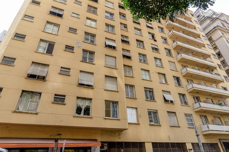 Studio à venda com 33m², 1 quarto e sem vaga Studio à venda com 33m², 1 quarto e sem vagaFachada