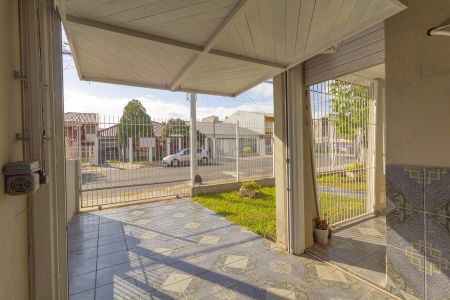 Casa à venda com 110m², 3 quartos e 3 vagasGaragem
