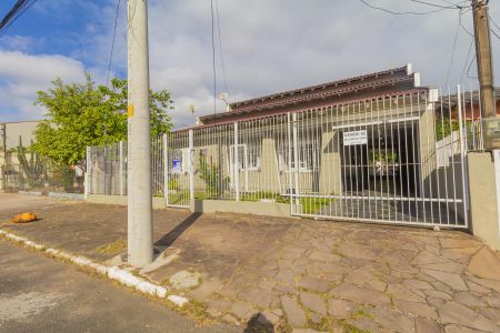 Casa à venda com 110m², 3 quartos e 3 vagasFachada