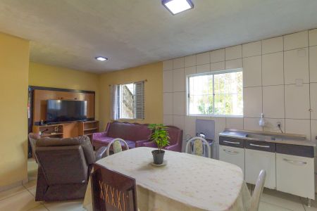 Casa à venda com 110m², 3 quartos e 3 vagasSala/Cozinha