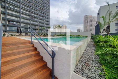 Apartamento à venda com 40m², 1 quarto e sem vagaÁrea comum - Piscina