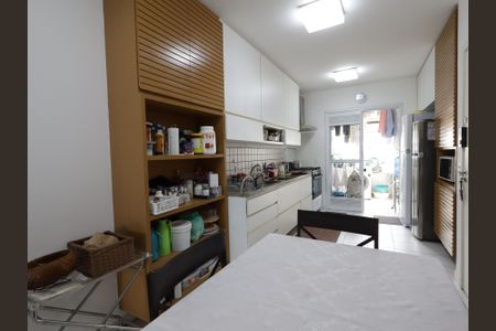 Apartamento para alugar com 161m², 3 quartos e 3 vagasCozinha