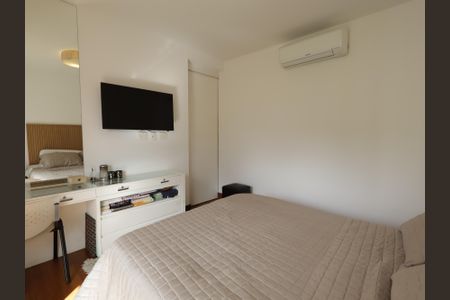 Apartamento para alugar com 161m², 3 quartos e 3 vagasSuíte 1