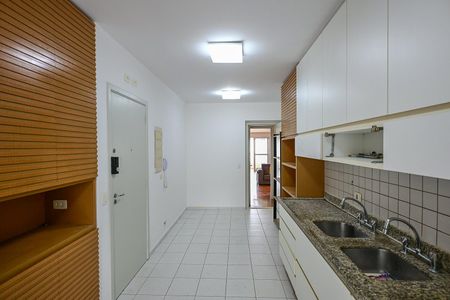 Apartamento à venda com 161m², 3 quartos e 3 vagasCozinha