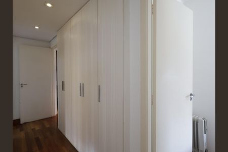 Apartamento para alugar com 161m², 3 quartos e 3 vagasCorredor