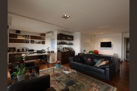 Apartamento para alugar com 161m², 3 quartos e 3 vagasSala