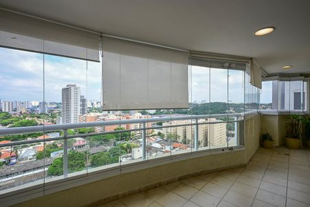 Apartamento à venda com 161m², 3 quartos e 3 vagasVaranda