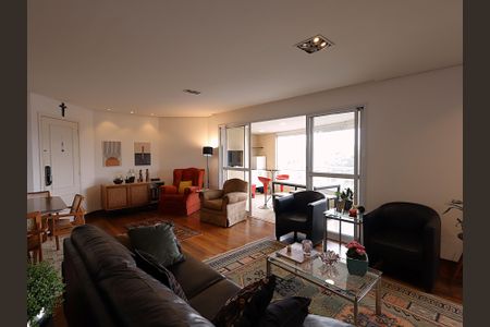 Apartamento para alugar com 161m², 3 quartos e 3 vagasSala