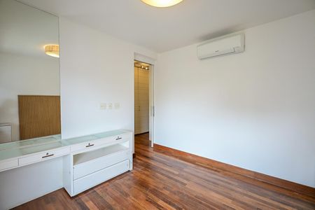Apartamento à venda com 161m², 3 quartos e 3 vagasSuíte 3
