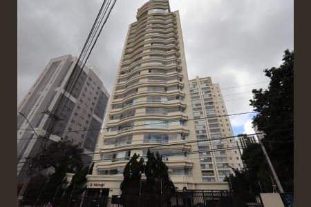 Apartamento para alugar com 161m², 3 quartos e 3 vagasFachada