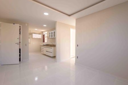 Apartamento à venda com 47m², 2 quartos e 1 vaga Apartamento à venda com 47m², 2 quartos e 1 vagaSala