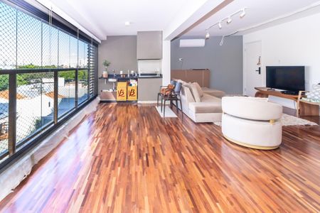 Apartamento à venda com 132m², 3 quartos e 2 vagasVaranda