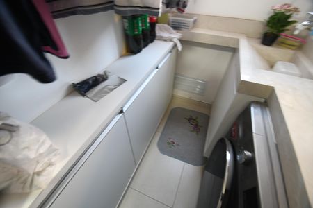 Apartamento à venda com 56m², 2 quartos e 1 vagaÁrea de Serviço