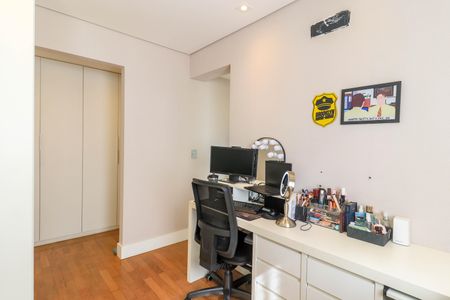 Apartamento à venda com 123m², 3 quartos e 2 vagasSuíte 2