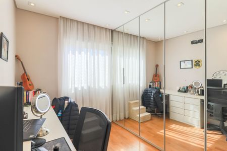 Apartamento à venda com 123m², 3 quartos e 2 vagasSuíte 2