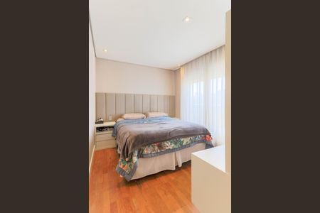 Apartamento à venda com 123m², 3 quartos e 2 vagasSuíte 1