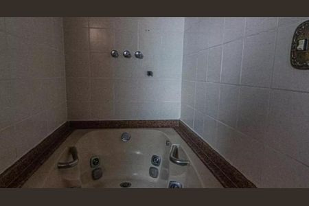 Apartamento à venda com 190m², 4 quartos e 2 vagas Apartamento à venda com 190m², 4 quartos e 2 vagasFoto 14