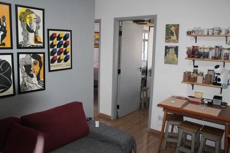 Apartamento à venda com 45m², 2 quartos e sem vagaSala